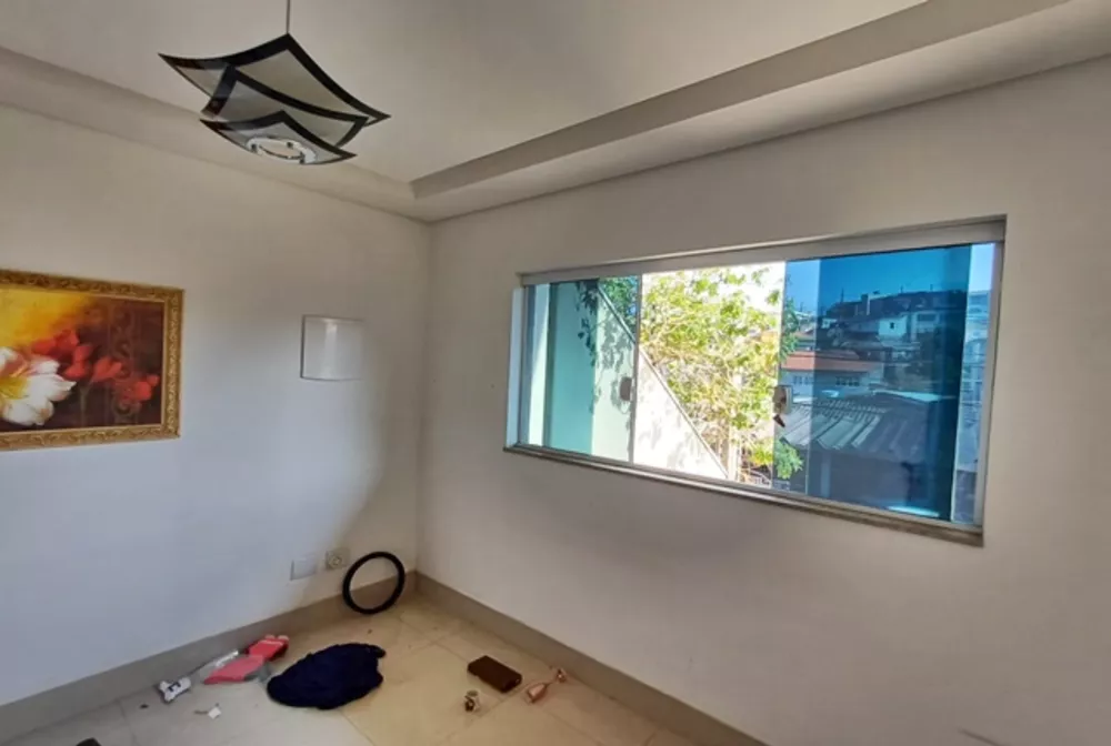 Sobrado à venda com 2 quartos, 110m² - Foto 2