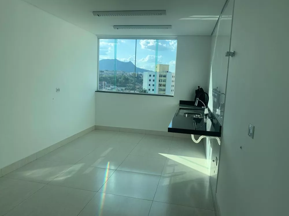 Sobrado à venda com 3 quartos, 170m² - Foto 3