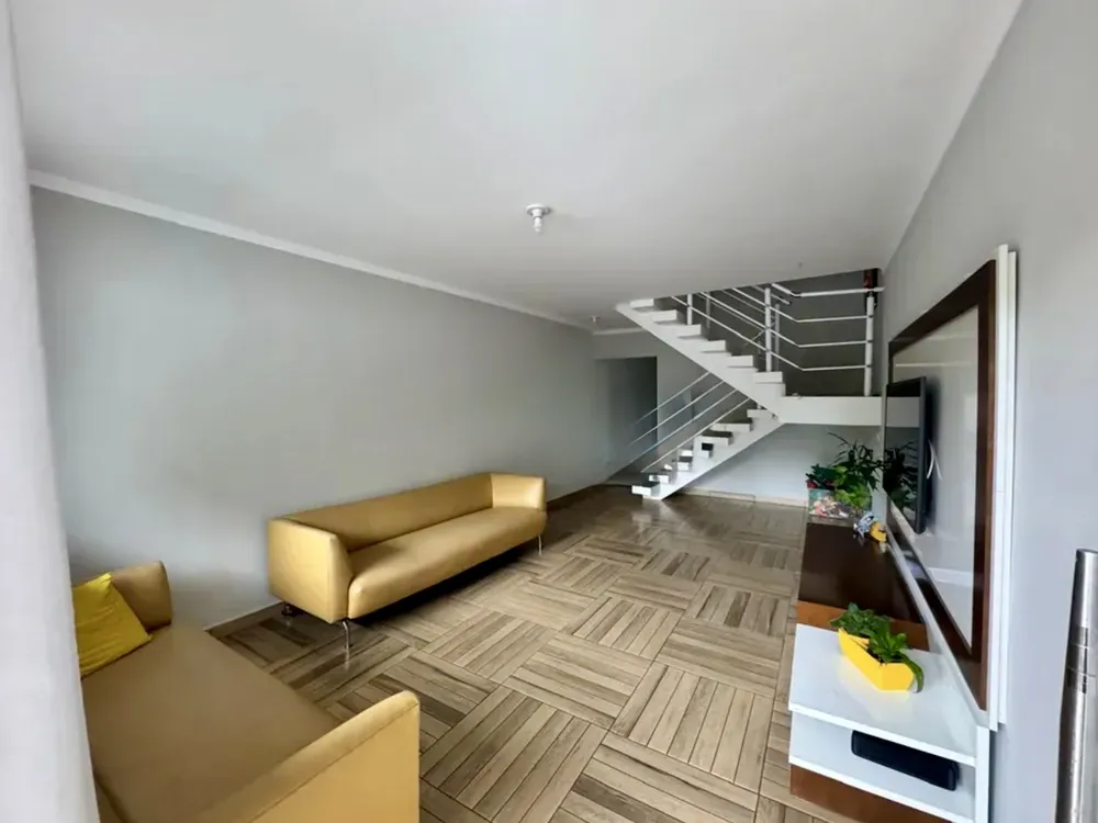 Sobrado, 3 quartos, 143 m² - Foto 1