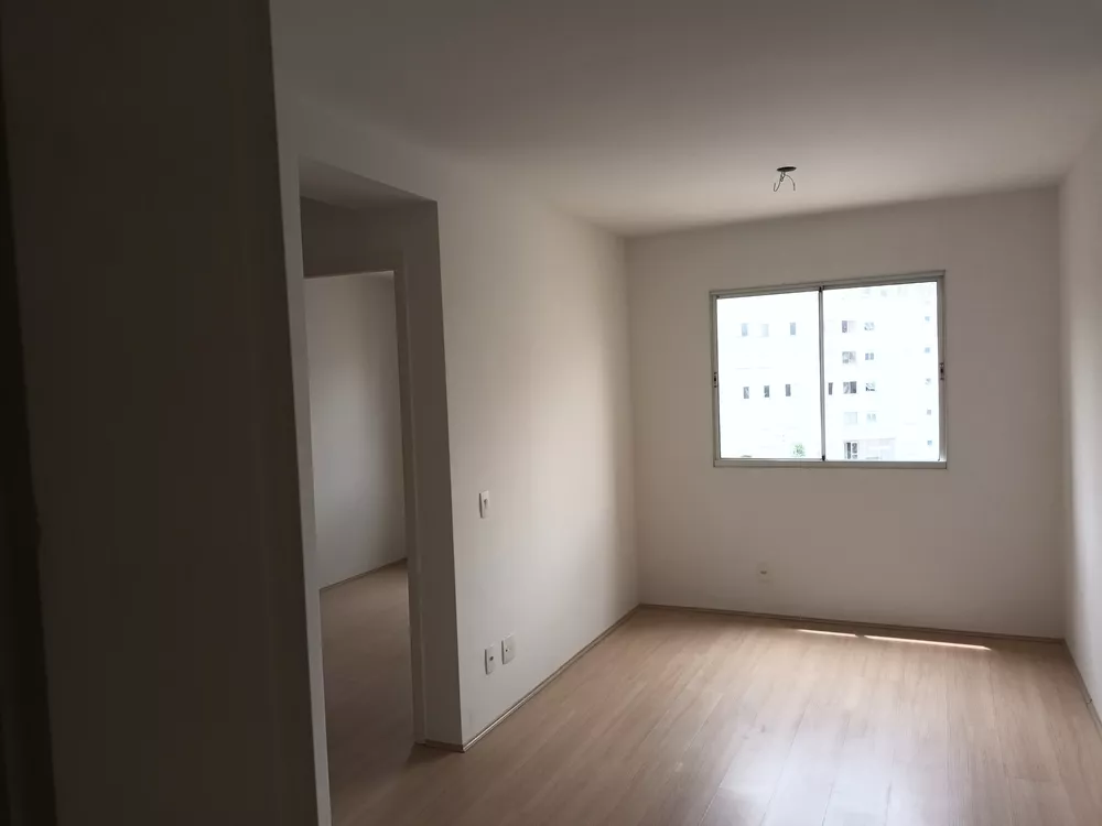 Apartamento à venda com 2 quartos, 44m² - Foto 2