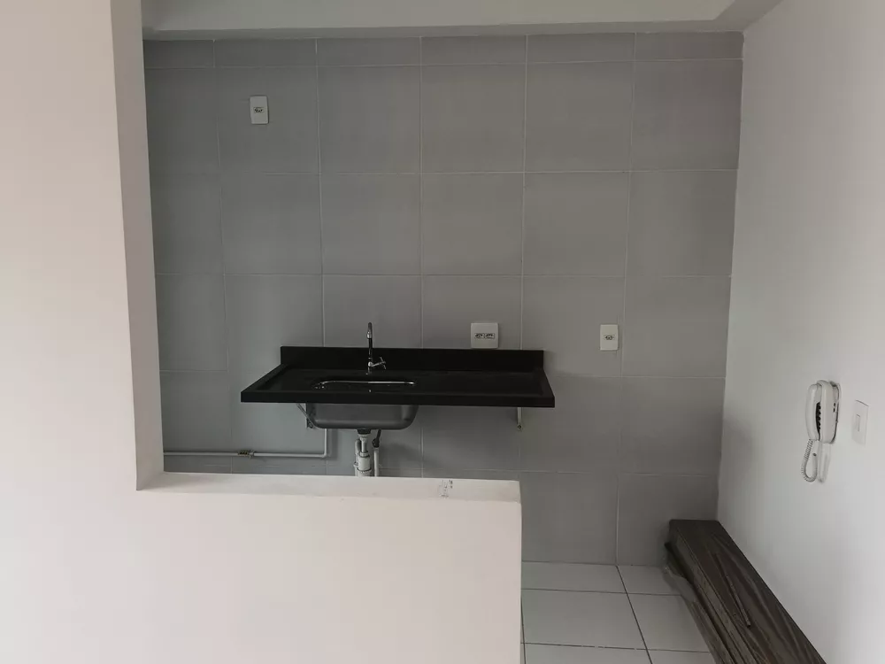 Apartamento à venda com 2 quartos, 44m² - Foto 8