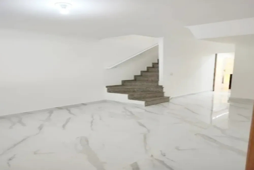 Sobrado, 2 quartos, 201 m² - Foto 4