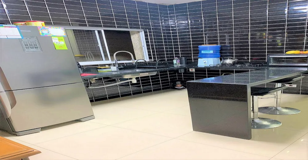 Casa, 3 quartos, 250 m² - Foto 2
