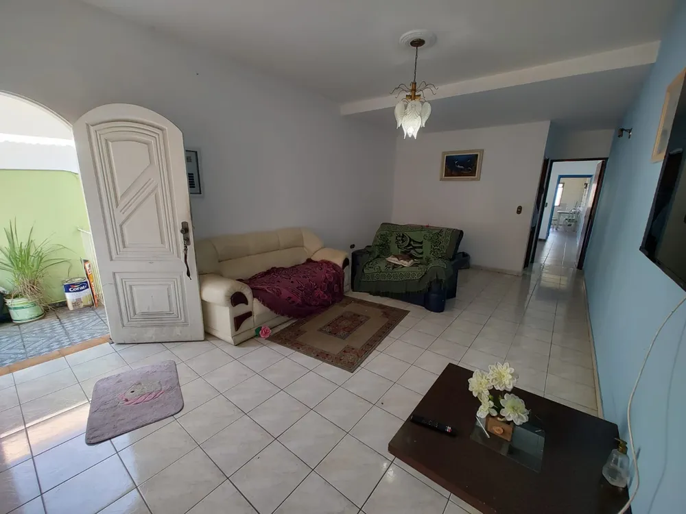 Sobrado, 3 quartos, 209 m² - Foto 1