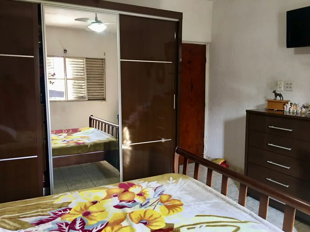 Casa, 4 quartos, 270 m² - Foto 8