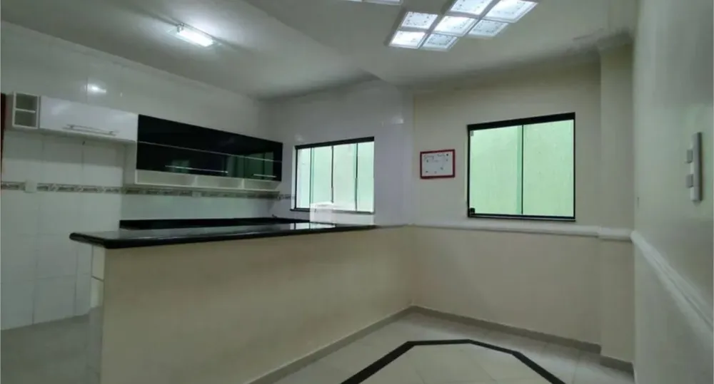 Sobrado, 3 quartos, 186 m² - Foto 2
