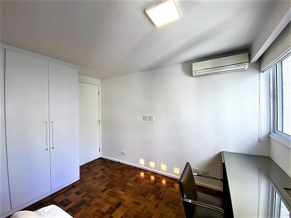 Apartamento à venda com 3 quartos, 225m² - Foto 10