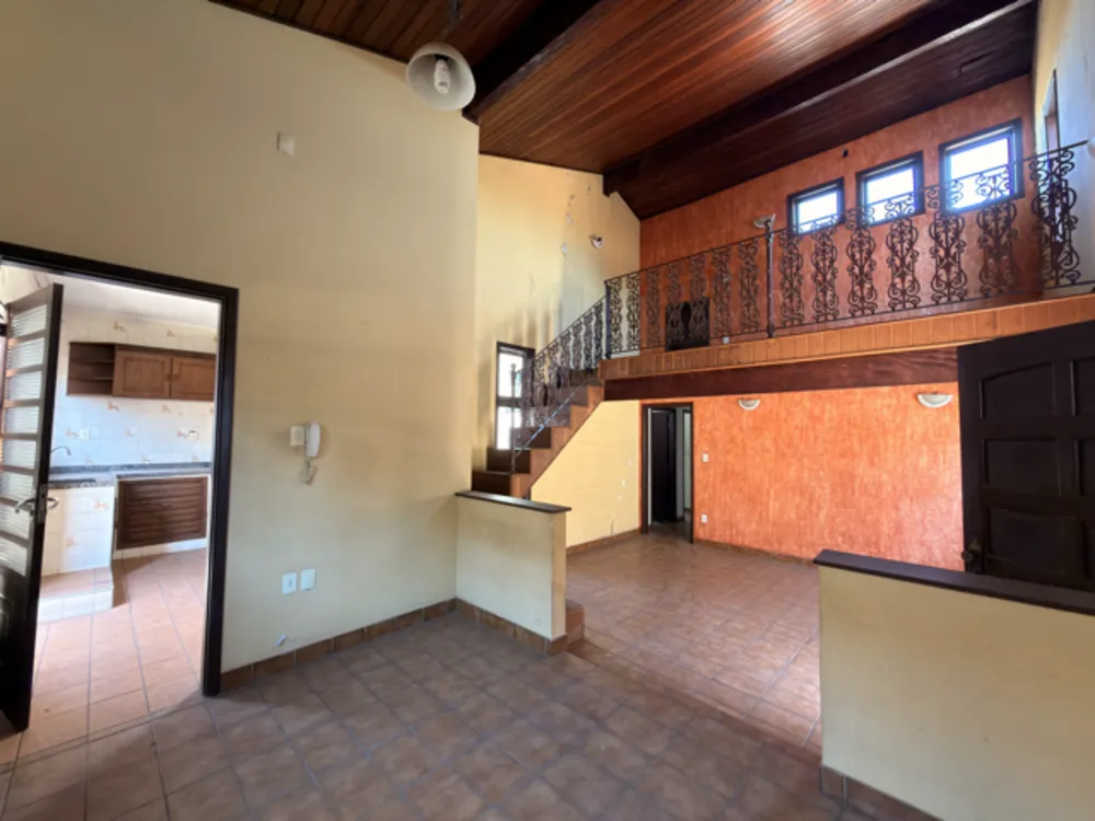 Sobrado, 3 quartos, 238 m² - Foto 2