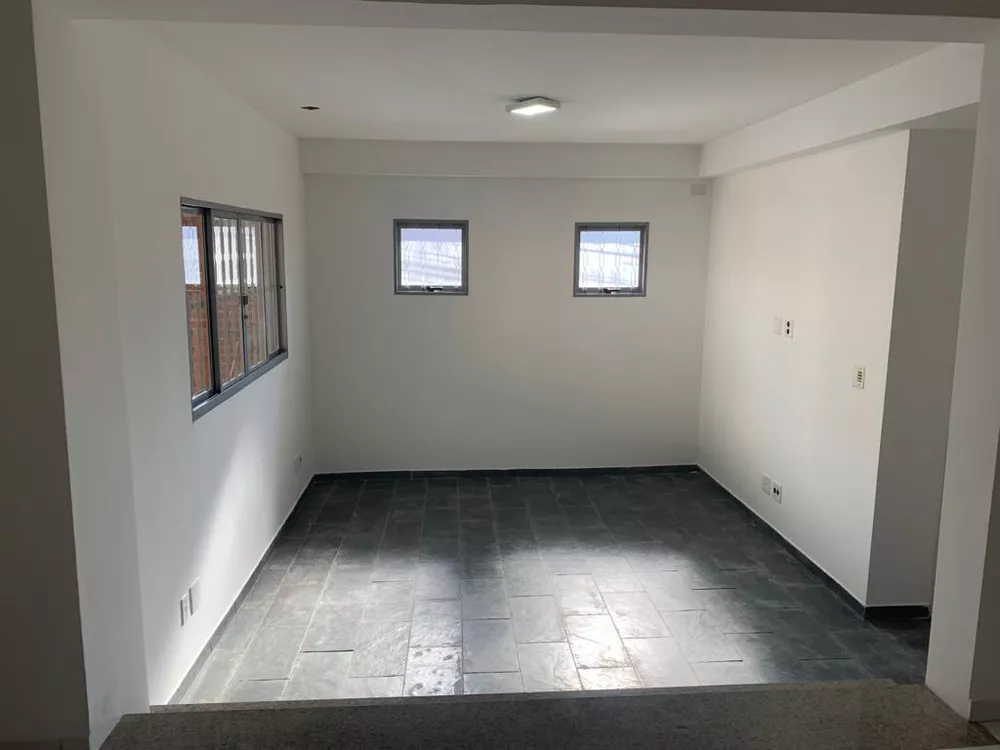 Sobrado à venda com 3 quartos, 138m² - Foto 4