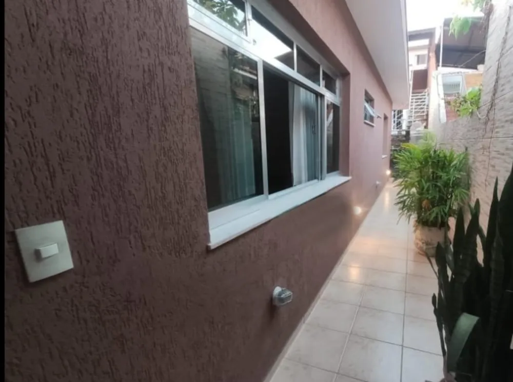 Casa, 2 quartos, 180 m² - Foto 1