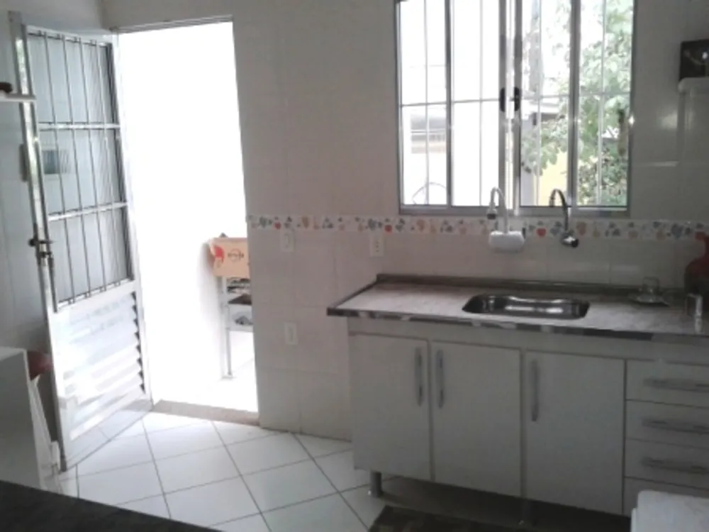 Casa, 3 quartos, 260 m² - Foto 2
