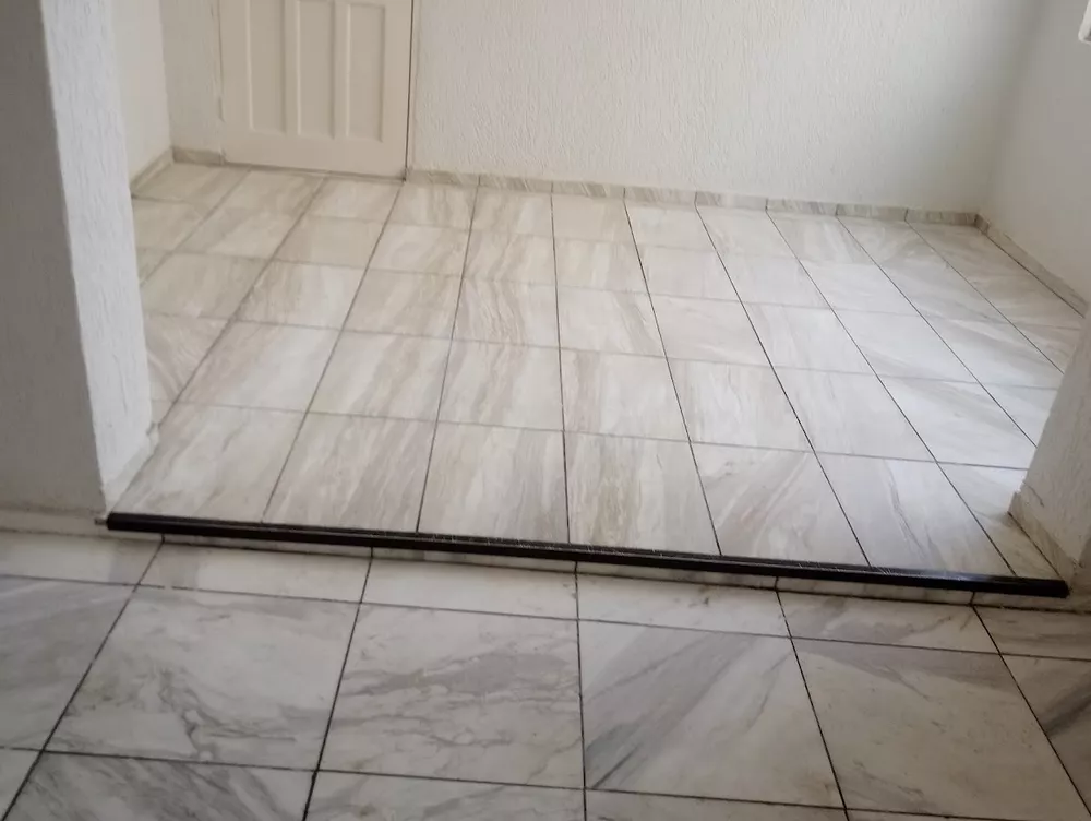 Sobrado à venda com 2 quartos, 300m² - Foto 8