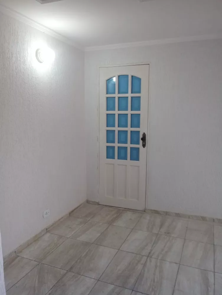 Sobrado à venda com 2 quartos, 300m² - Foto 1