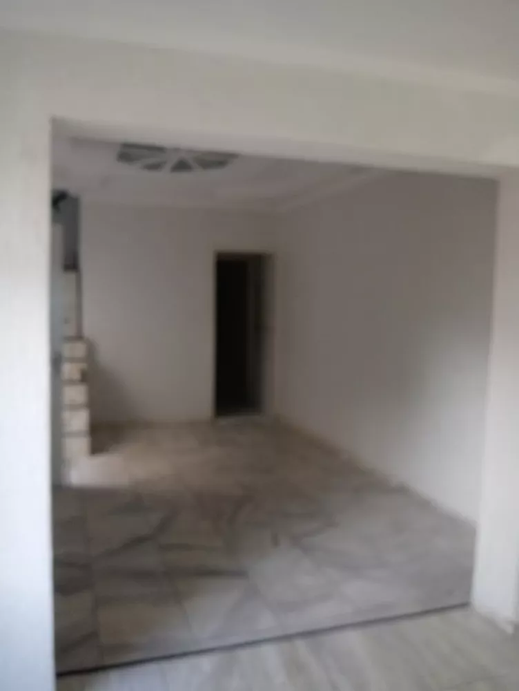 Sobrado à venda com 2 quartos, 300m² - Foto 5