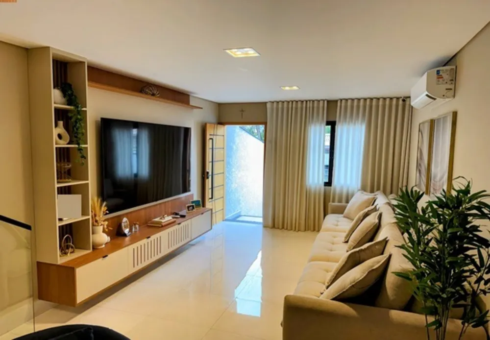 Sobrado, 3 quartos, 206 m² - Foto 1