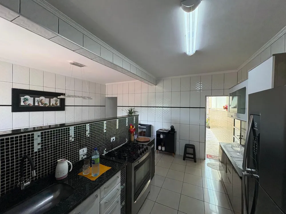 Casa, 5 quartos, 125 m² - Foto 4