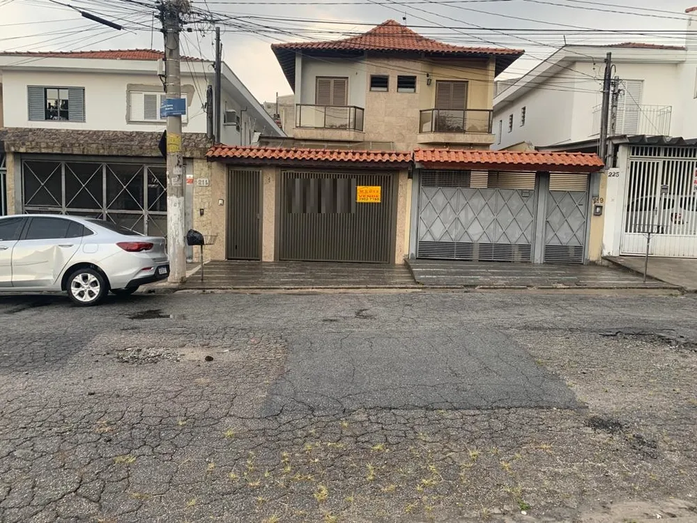 Sobrado, 3 quartos, 229 m² - Foto 2