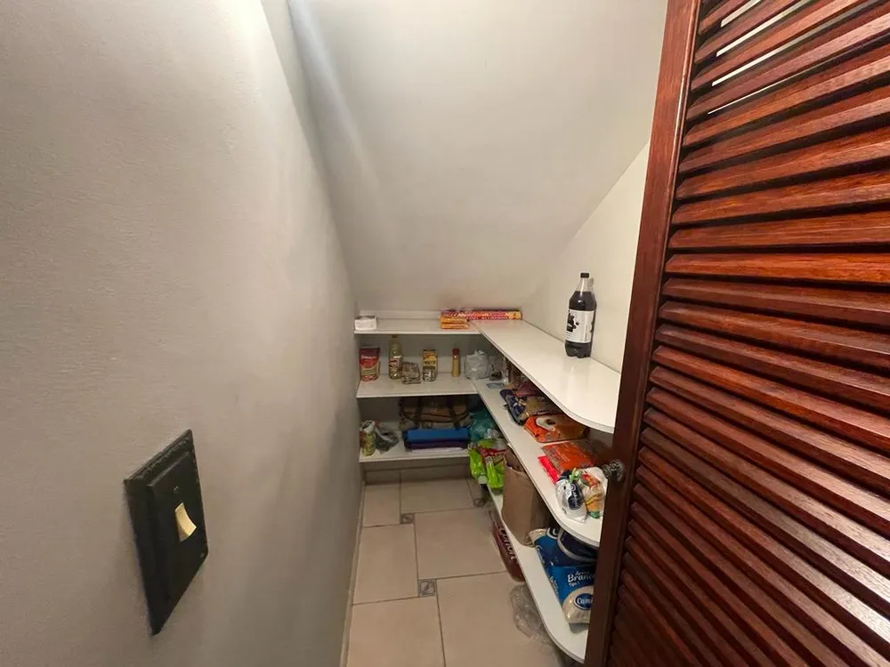 Sobrado, 3 quartos, 241 m² - Foto 4