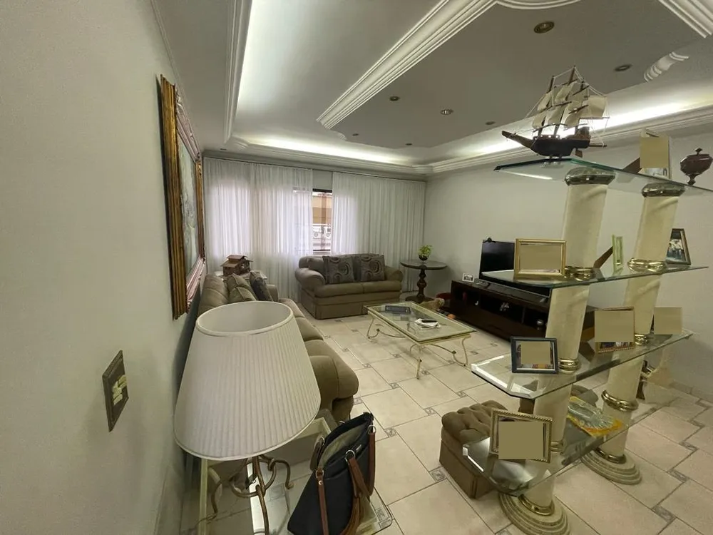 Sobrado, 3 quartos, 241 m² - Foto 1