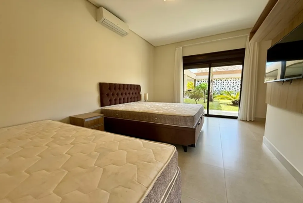 Casa, 4 quartos, 2347 m² - Foto 2