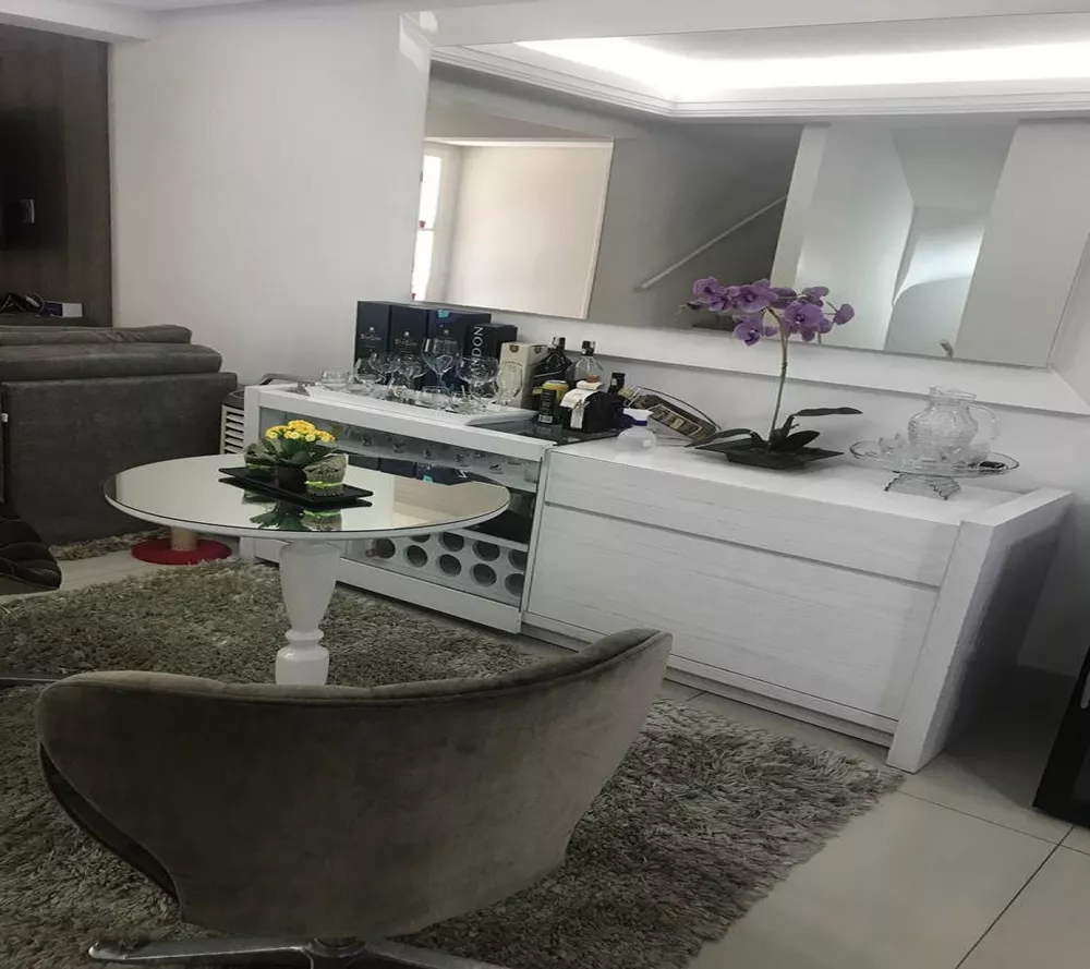 Sobrado à venda com 3 quartos, 200m² - Foto 3