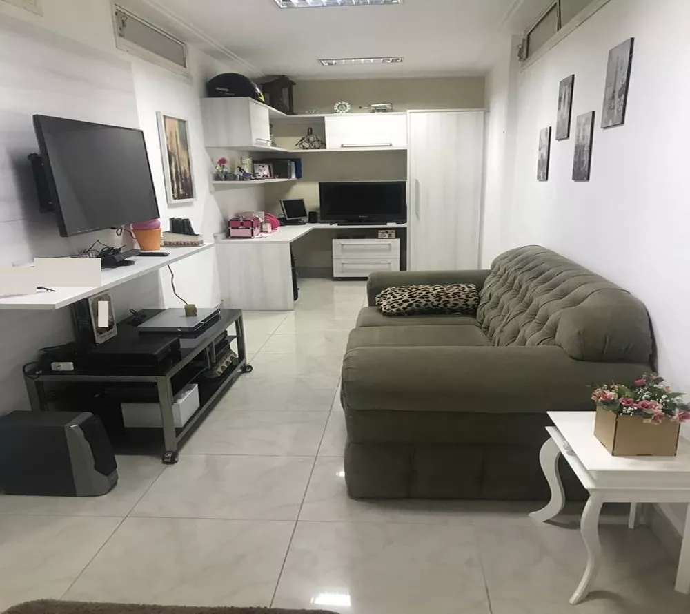 Sobrado à venda com 3 quartos, 200m² - Foto 4
