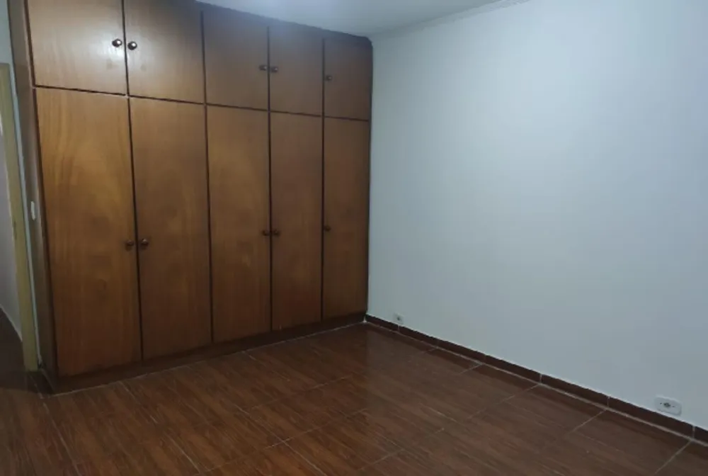 Sobrado, 3 quartos, 240 m² - Foto 2