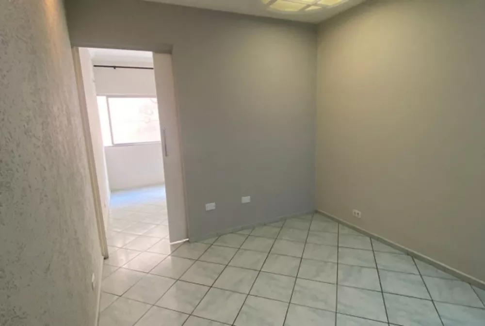 Apartamento à venda com 1 quarto, 34m² - Foto 1