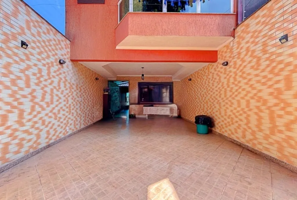 Sobrado, 3 quartos, 227 m² - Foto 1