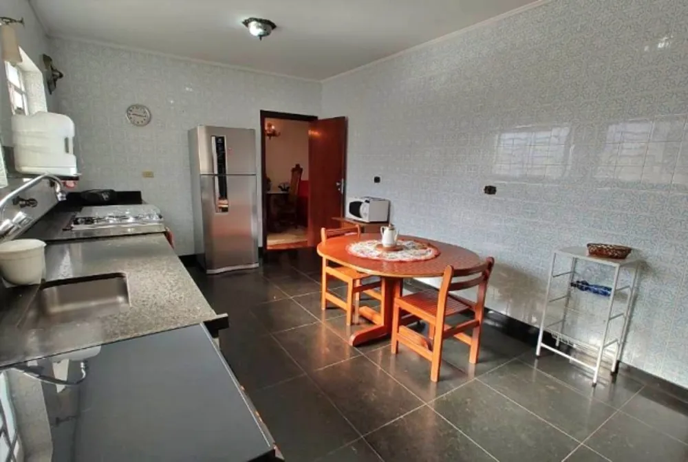 Casa, 3 quartos, 242 m² - Foto 9