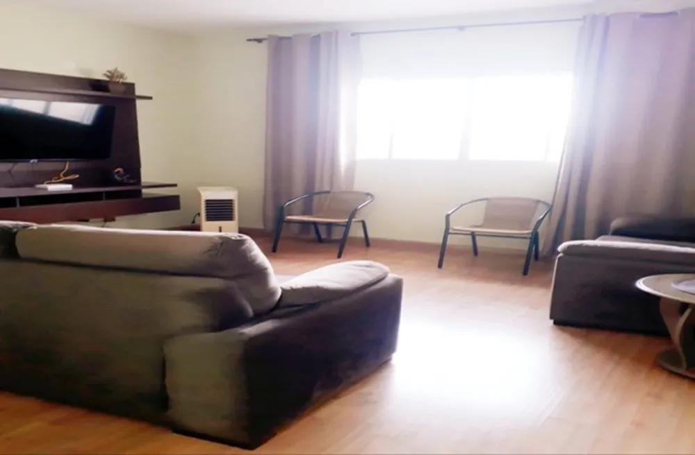 Casa, 2 quartos, 175 m² - Foto 1