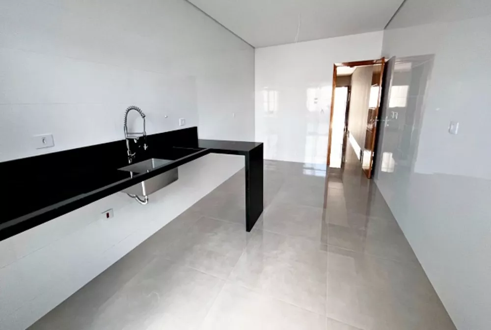 Sobrado à venda com 3 quartos, 135m² - Foto 4