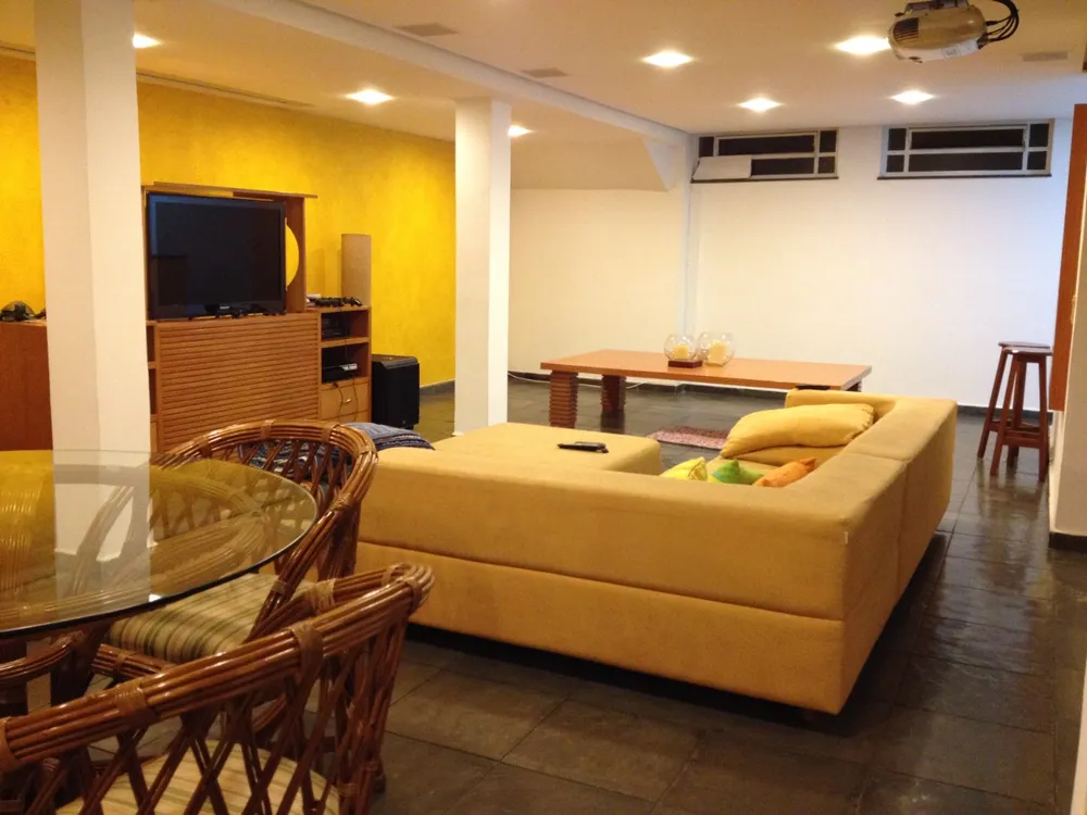 Sobrado, 3 quartos, 383 m² - Foto 2