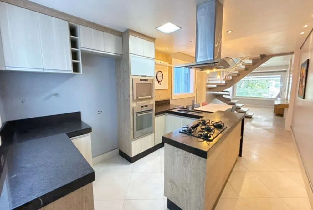 Sobrado, 3 quartos, 240 m² - Foto 3