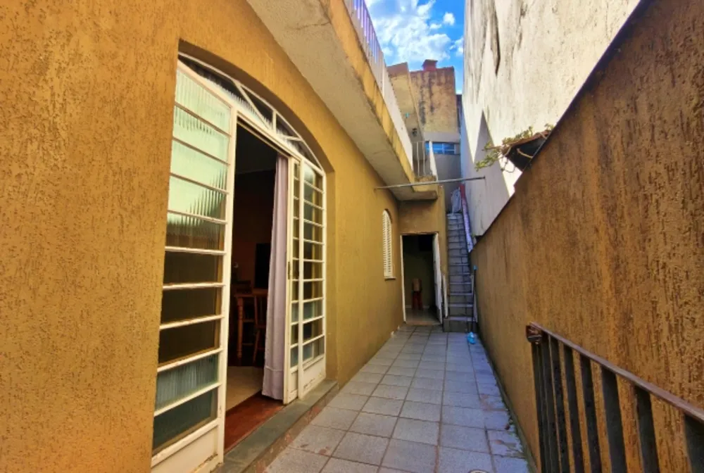 Sobrado, 4 quartos, 404 m² - Foto 1