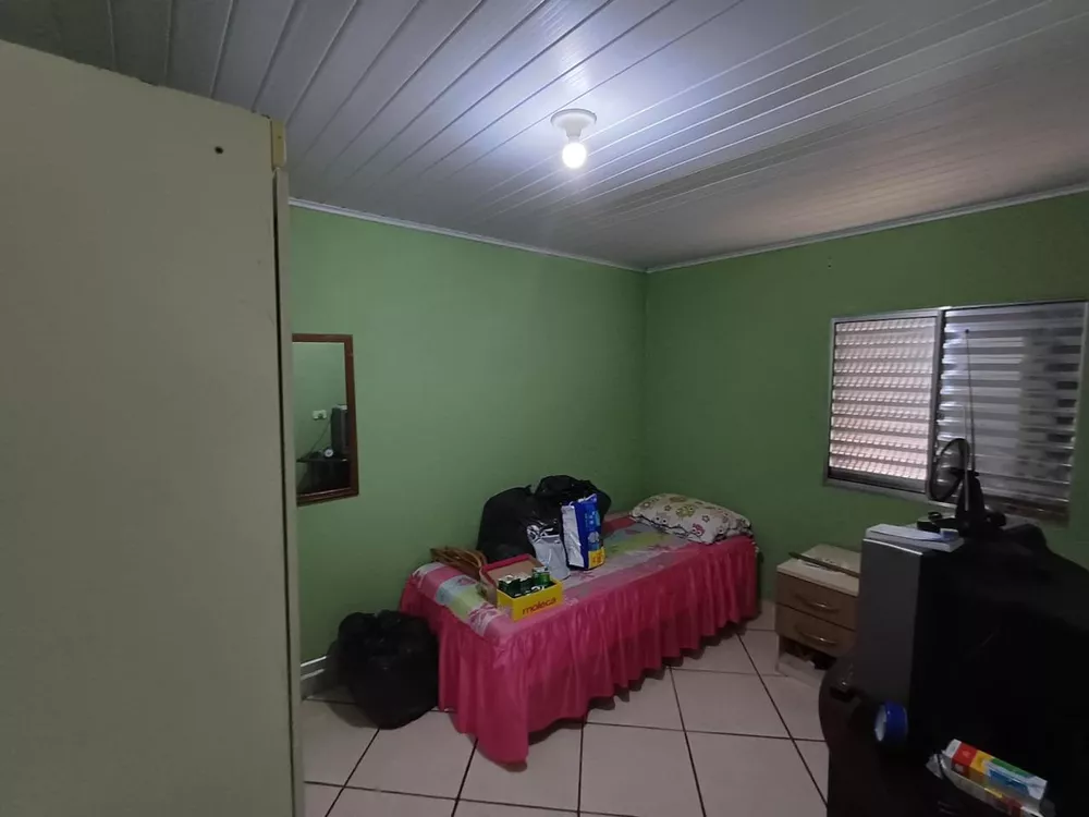 Casa à venda com 2 quartos, 330m² - Foto 5