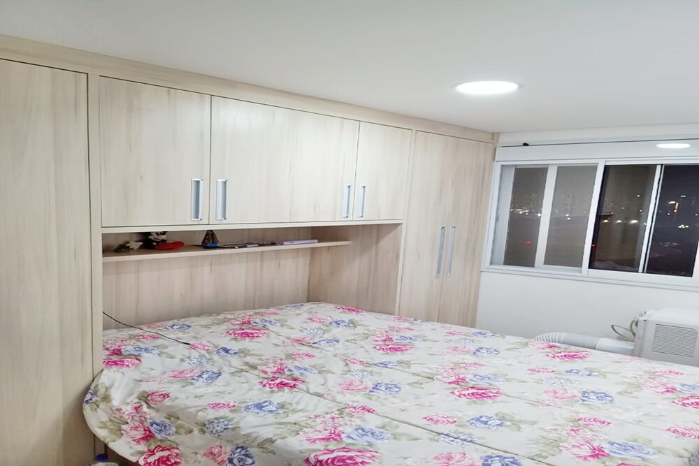 Apartamento à venda com 2 quartos, 60m² - Foto 2