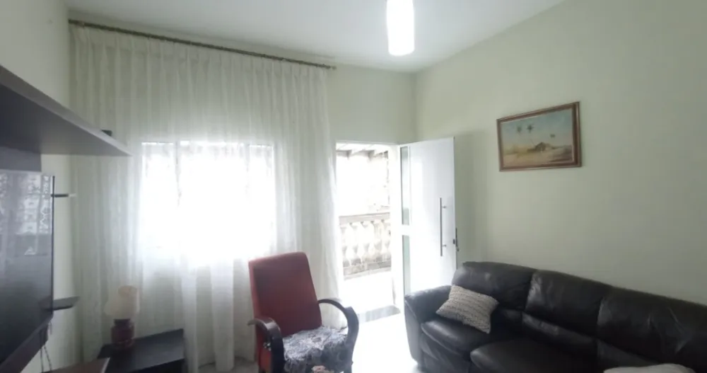 Casa, 2 quartos, 242 m² - Foto 1