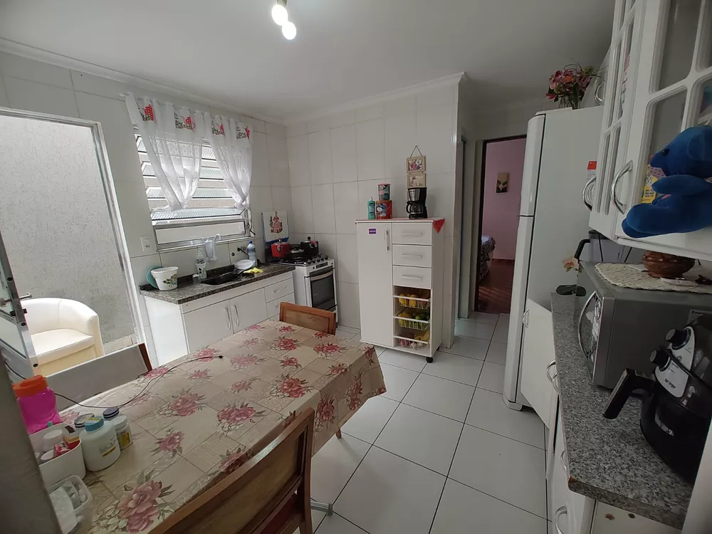 Sobrado à venda com 2 quartos, 80m² - Foto 4