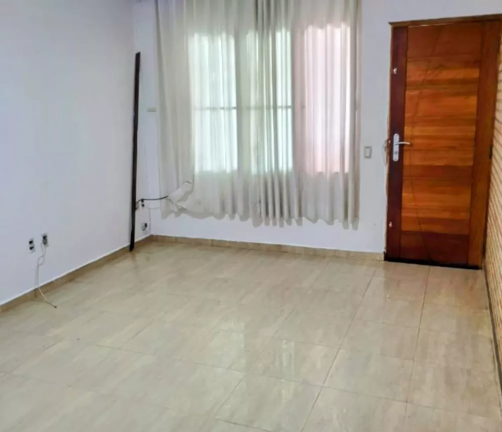 Casa à venda com 2 quartos, 150m² - Foto 3