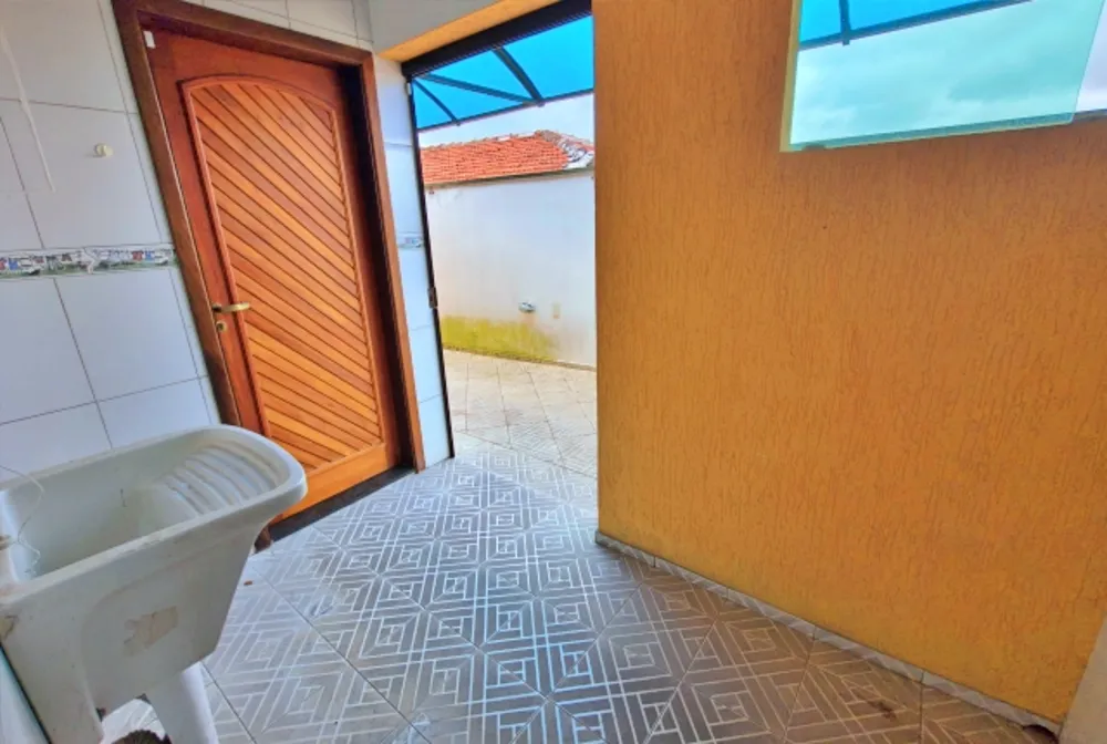 Casa, 4 quartos, 270 m² - Foto 3