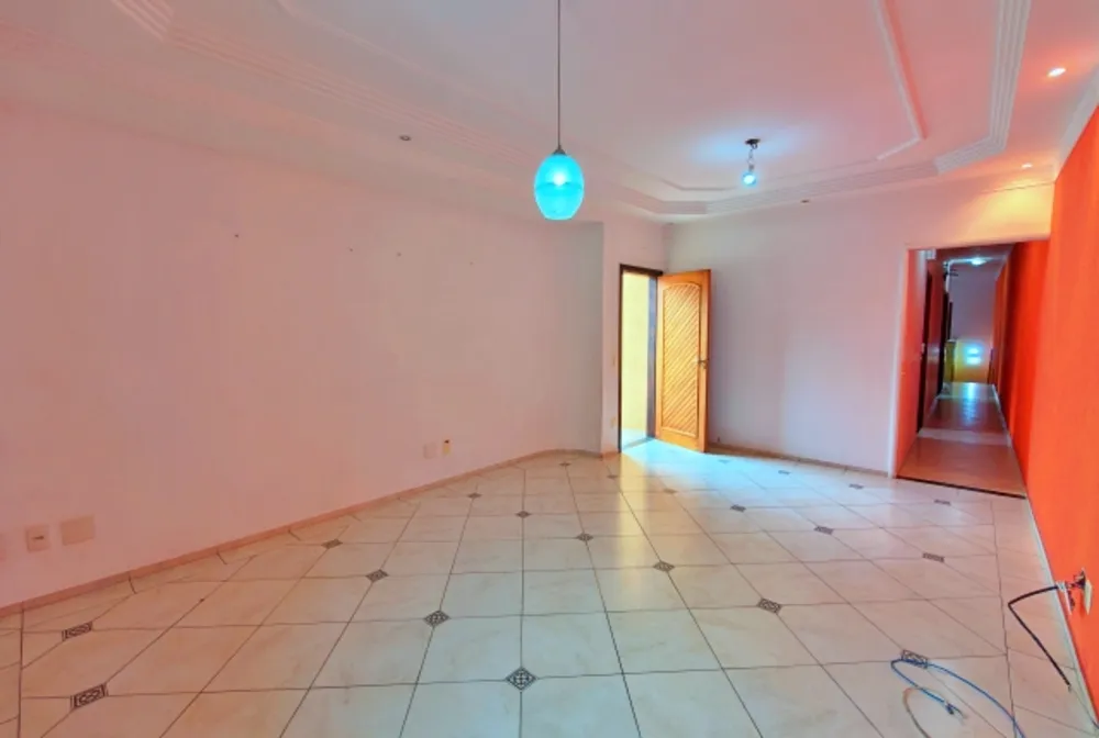 Casa, 4 quartos, 270 m² - Foto 1