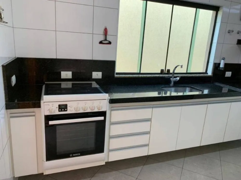 Sobrado, 3 quartos, 204 m² - Foto 2