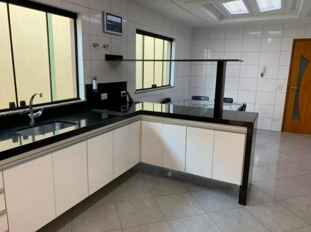 Sobrado, 3 quartos, 204 m² - Foto 4