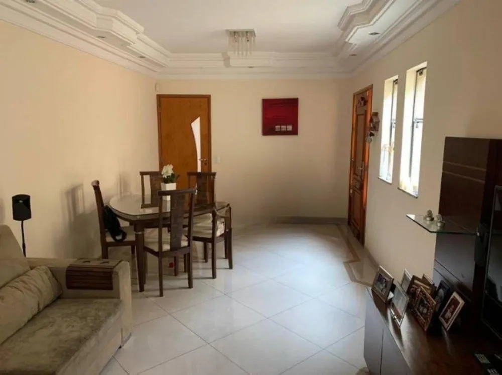 Sobrado, 3 quartos, 204 m² - Foto 1