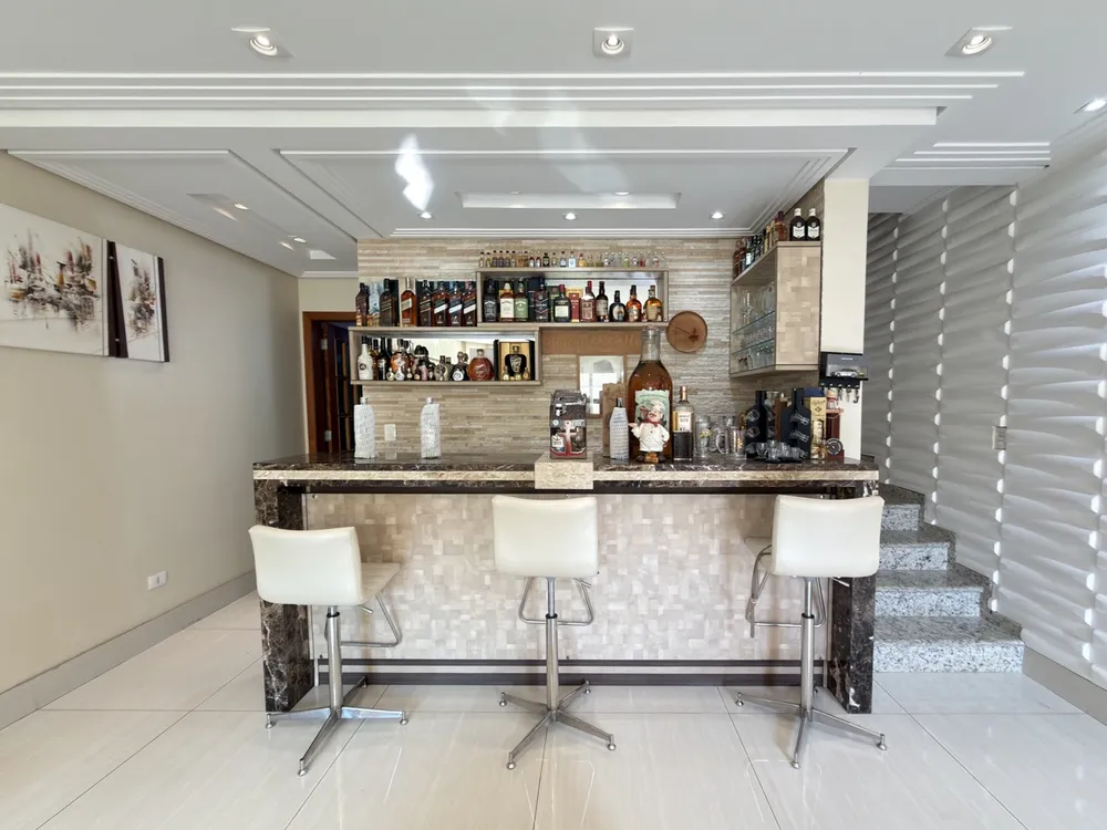 Sobrado, 3 quartos, 210 m² - Foto 1