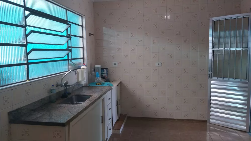 Sobrado à venda com 1 quarto, 125m² - Foto 2