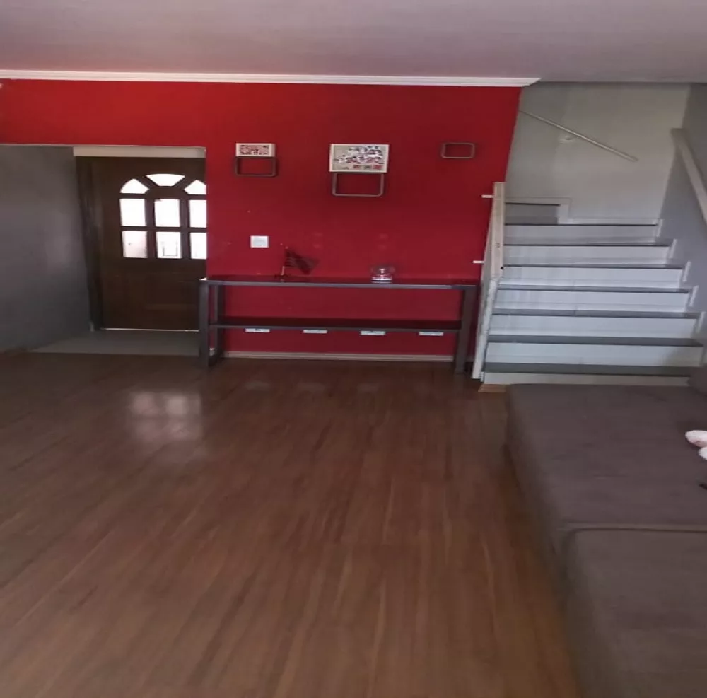 Sobrado à venda com 2 quartos, 100m² - Foto 2