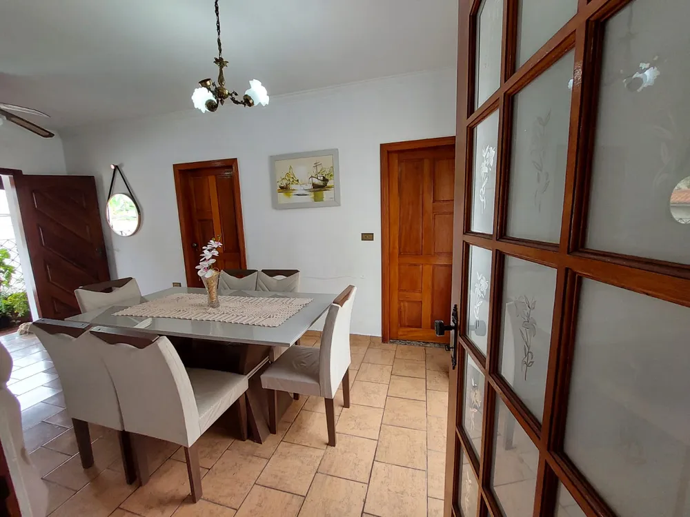 Casa, 3 quartos, 198 m² - Foto 2