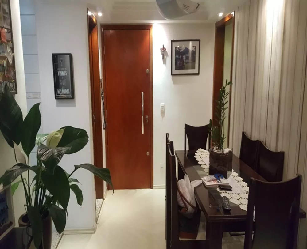 Apartamento à venda com 3 quartos, 60m² - Foto 2